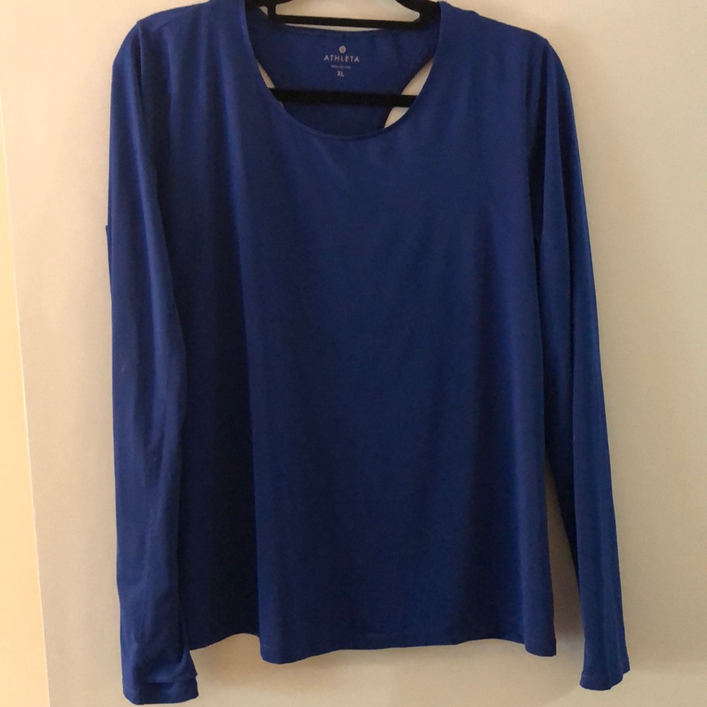 Atthleta blue long sleeve lightweight top